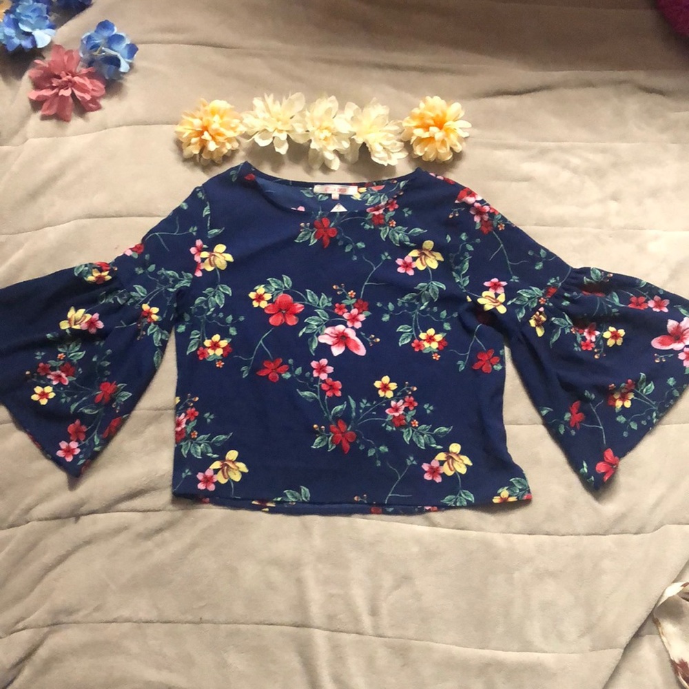 Stella Tweed Flowy Top *Brand NEW*